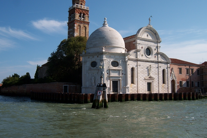 100_1727 small VENICE.jpg - 266399 Bytes